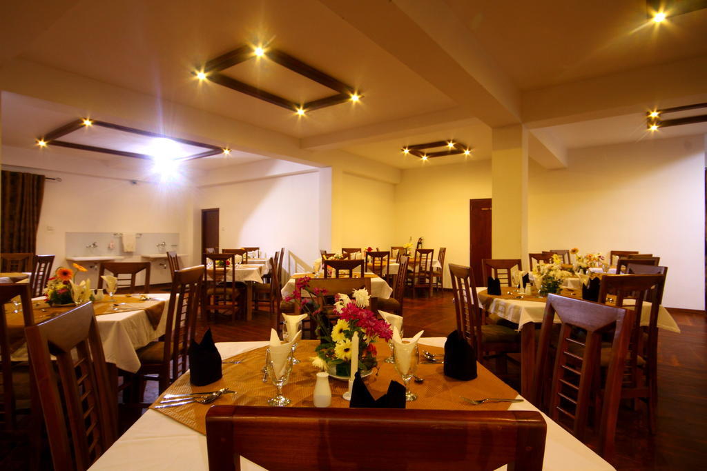 Hotel Ashford Nuwara Eliya Buitenkant foto