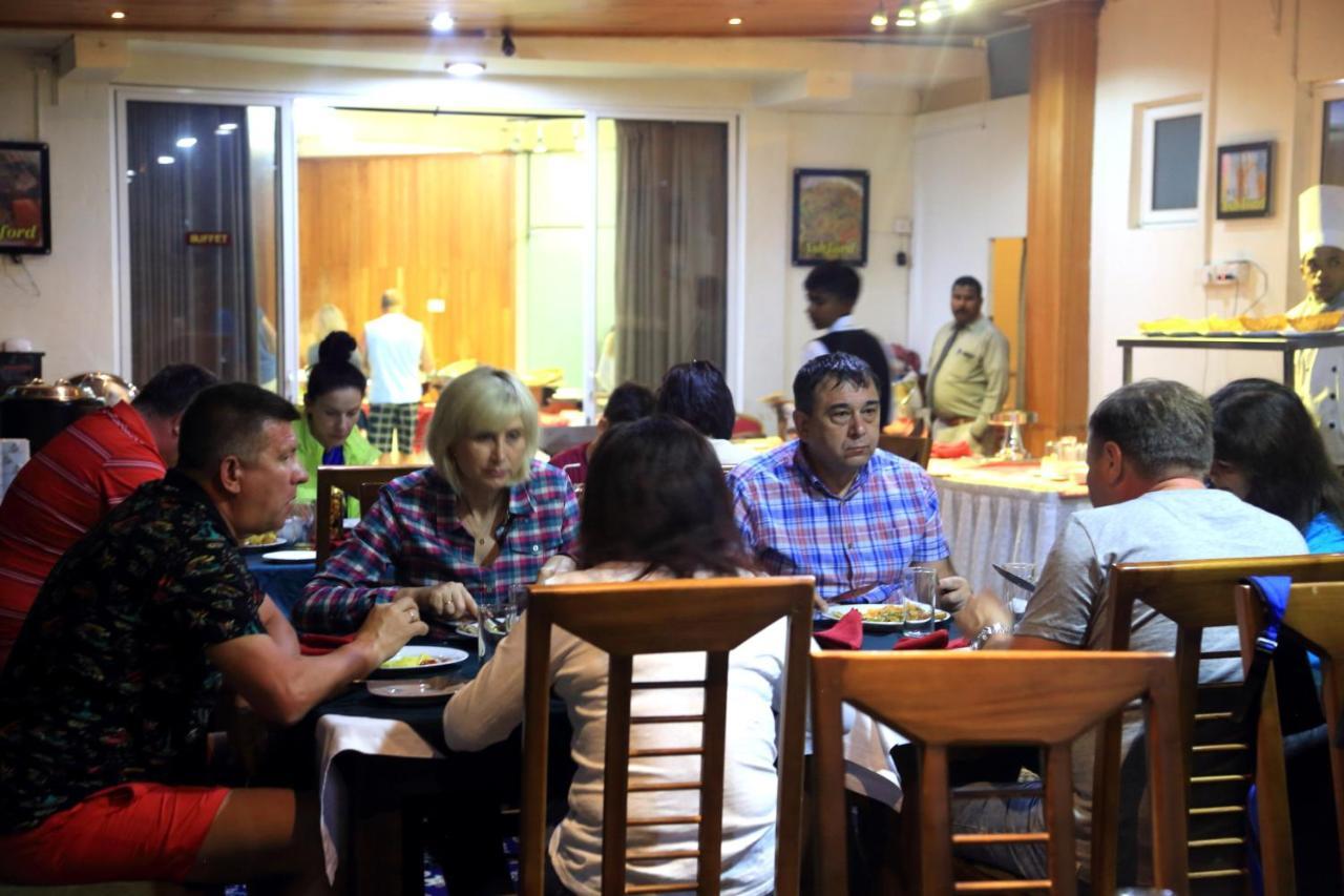 Hotel Ashford Nuwara Eliya Buitenkant foto